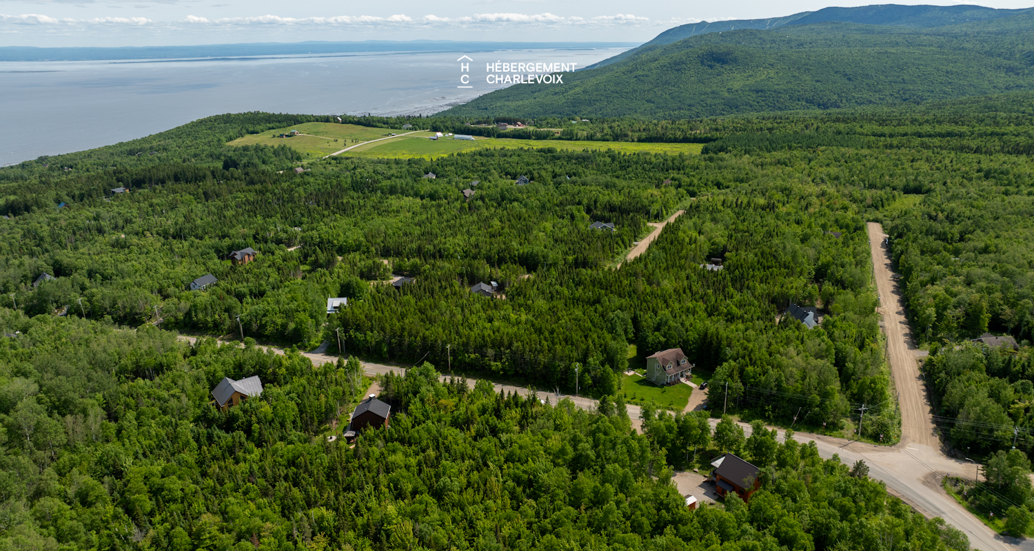 APO-211 - De belles fenêtres et du bois pour s'inspirer
